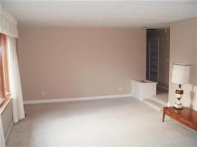 5th image of 4709 Elzo Ln