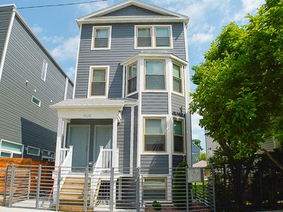 3628 W George St, Chicago, IL, 60618