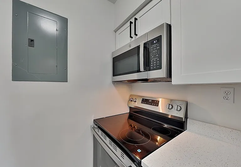 7309 Daniel Webster Dr #D — Photo 4