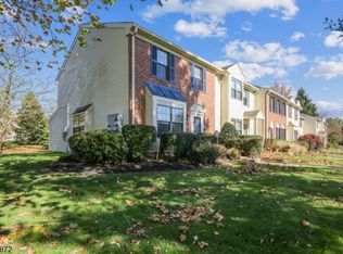 116 Woodward Ln, Basking Ridge, NJ 07920