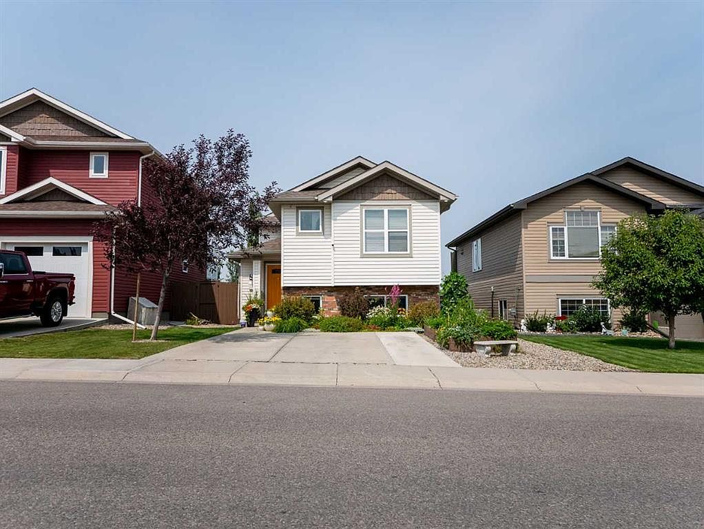 421 S Sundance Dr, Coalhurst, AB T0L 0V2 MLS A2072352 Zillow