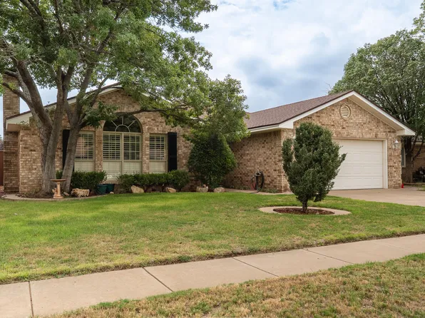 5709 95th St, Lubbock, TX 79424