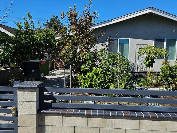 4th image of 8843 Kennelly Ln