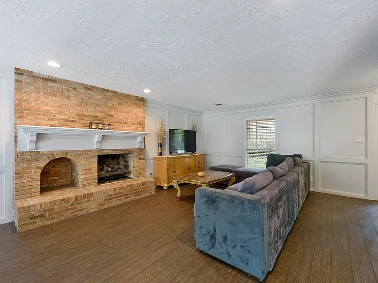 2824 S Logrun Cir — Photo 9