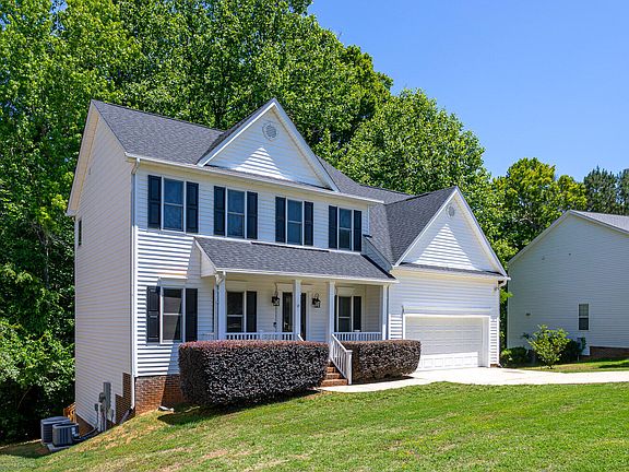 4th image of 1324 Arbor Greene Dr