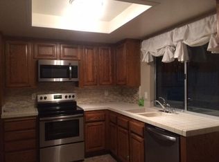 581 Leeward Way, Sacramento, CA 95831