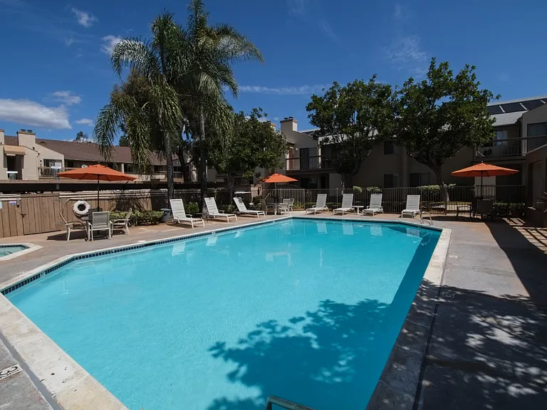Oak Hill Apartments — Photo 18