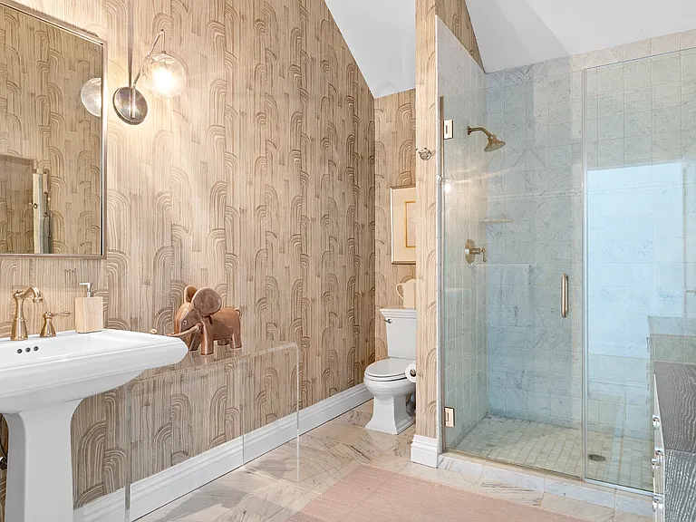 8 Whispering Fields Ct — Photo 15