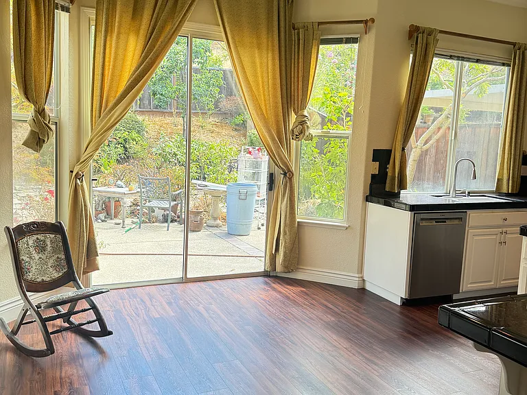 25178 Century Oaks Cir — Photo 14