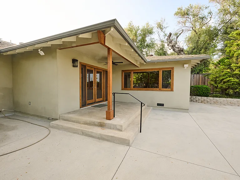 4720 Hayman Ave — Photo 58