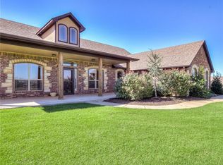 1635 Classic Run, Guthrie, OK 73044