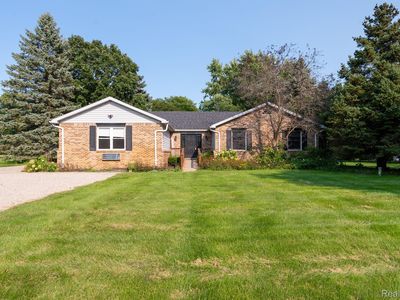 25390 Wixom Rd, Novi, MI, 48374