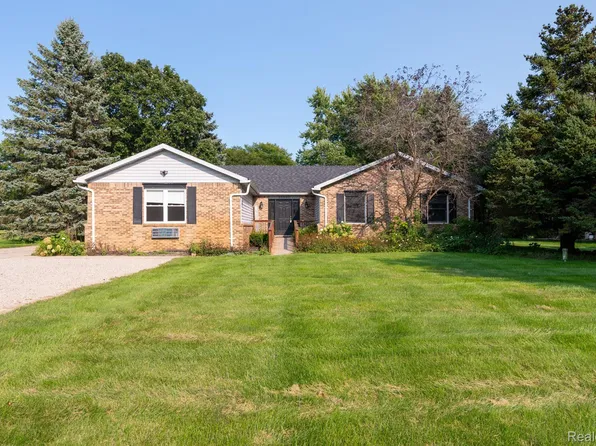 25390 Wixom Rd, Novi, MI 48374