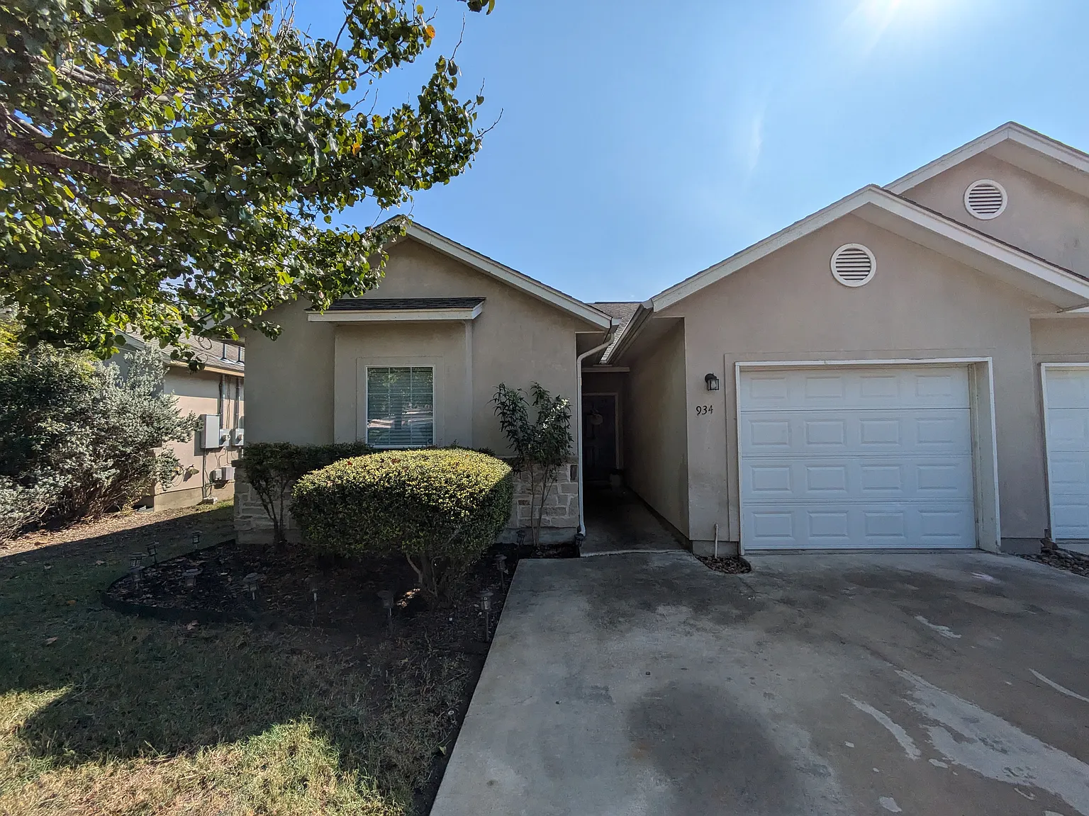3 bed, 1193 sqft, $1,400 — Photo 2