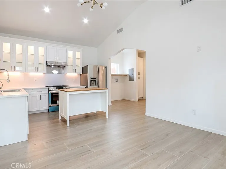 268 Macalester Dr — Photo 3