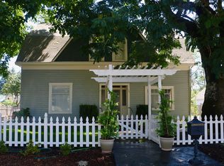 262 Cherry Ct, Cottage Grove, OR 97424