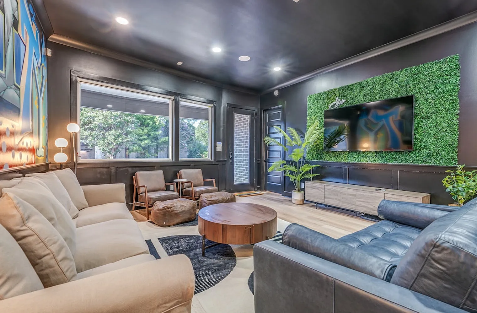 6 bed, 4.0 bath, $6,650 — Photo 4