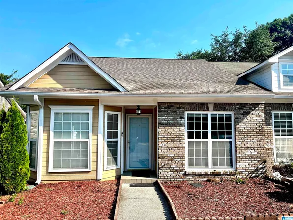 190 Chase Creek Cir, Pelham, AL 35124