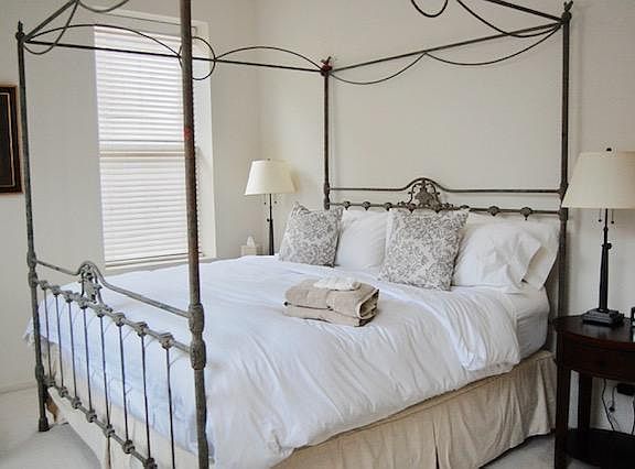 Master bedroom - plenty big for King bed