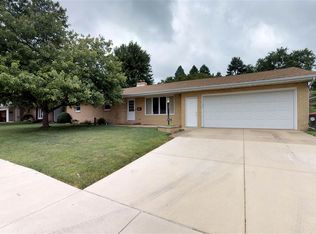 1013 E Jefferson St, Morton, IL 61550