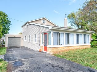 3049 Baker Hts, Grand Blanc, MI 48439