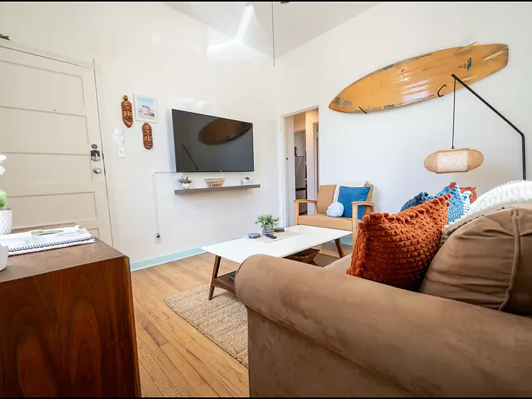 132 N Hoff Ave — Photo 9