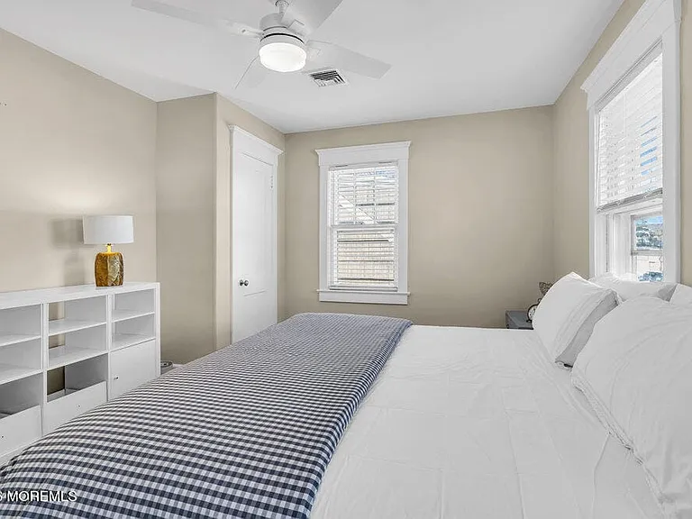 435 Norwood Ave — Photo 26