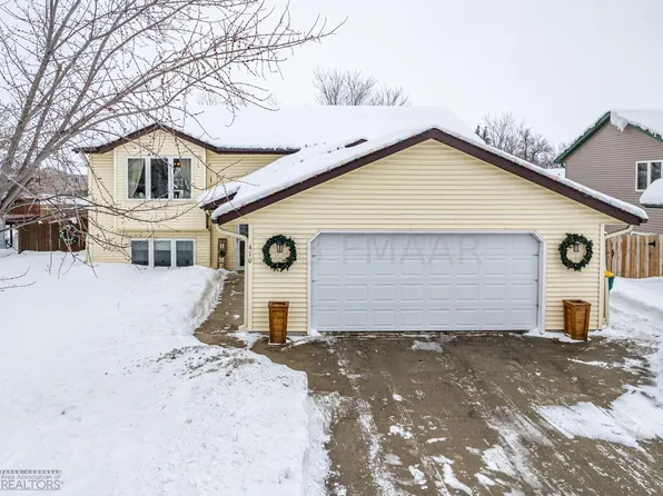 410 6th Ave, Mapleton, ND 58059