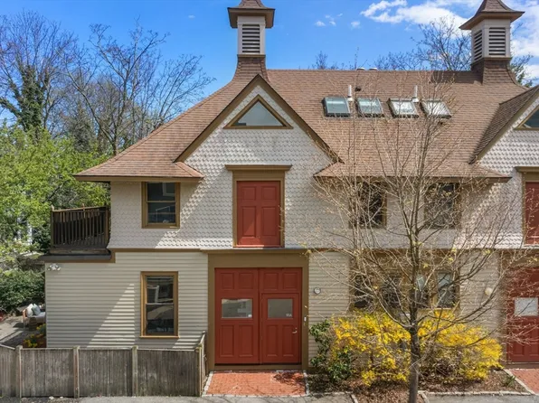 18-18A Highland Ave, Cambridge, MA 02139