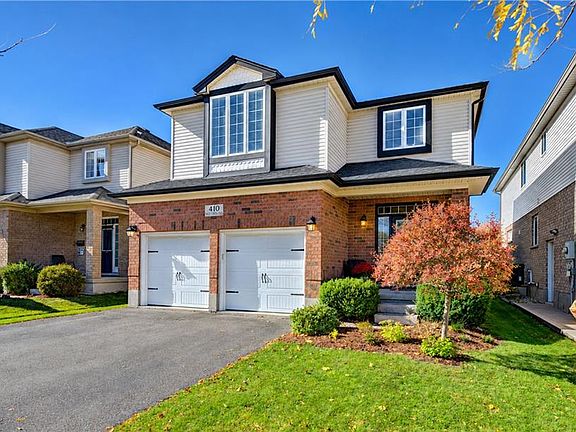 3rd image of 410 Sandy Cove Cres