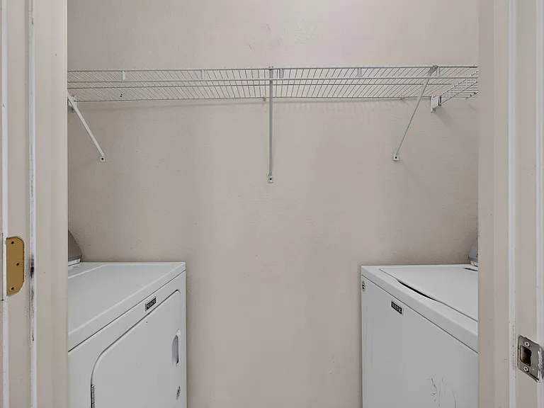 Sirocco Pl NW — Photo 18