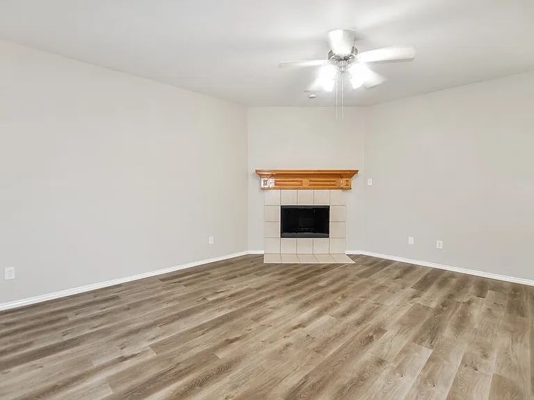 705 Orchid Blvd — Photo 5