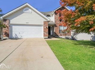 2075 Shetland Path, High Ridge, MO 63049