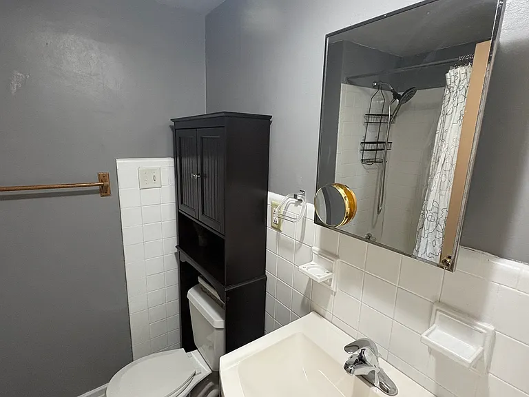 262 Boas St — Photo 8