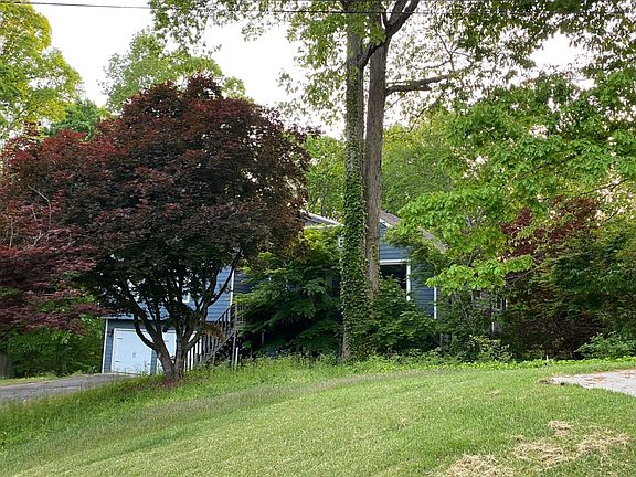 2nd image of 309 Covey Ct