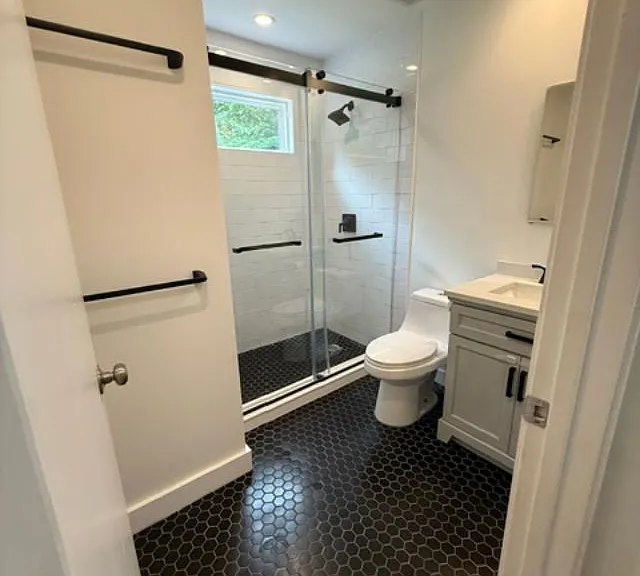 3419 Keswick Dr — Photo 2