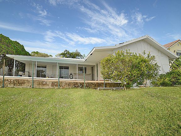 Home For Sale In Bel Marra