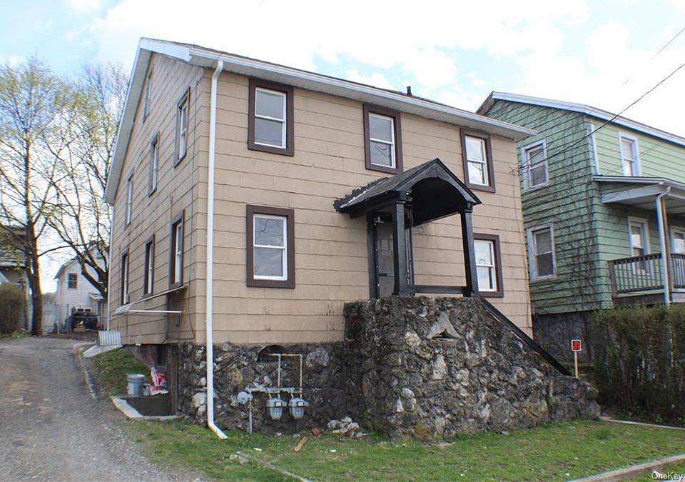 1st image of 60 Montgomery St