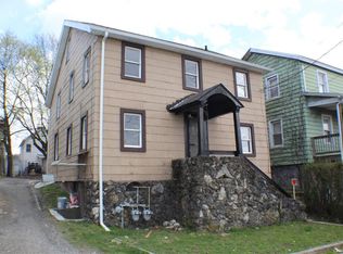 60 Montgomery St, Middletown, NY 10940