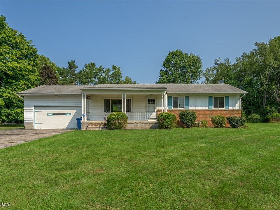1st image of 395 Janes Ln