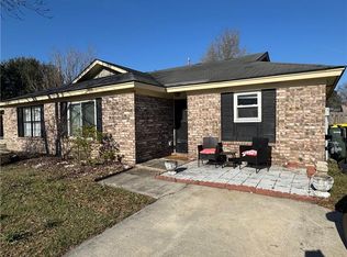 3 Flowering Peach Ct, Savannah, GA 31419