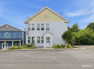 33 Vista Place, Waterbury, CT 06708