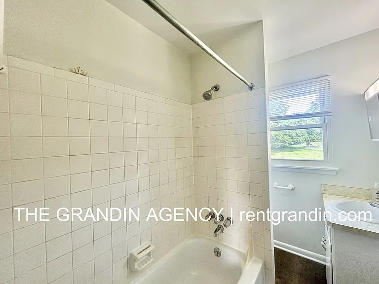 2153 Mulberry St — Photo 16