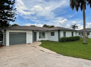 22040 Flanders Ct, Boca Raton, FL 33428