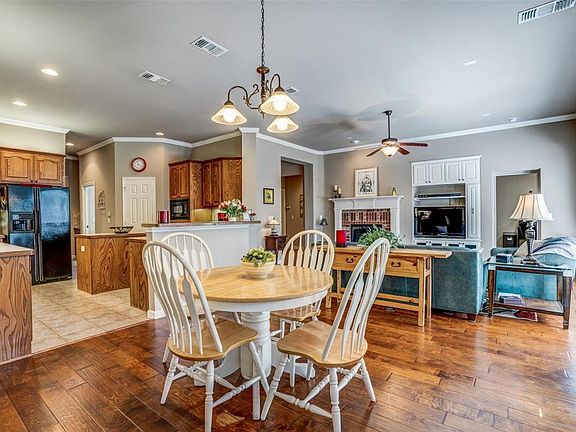 5th image of 2605 Nightingale Dr