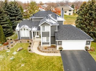 3227 Berwick Knl, Minneapolis, MN 55443