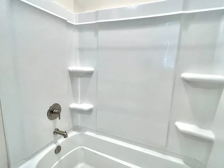 7508 S 75th Dr — Photo 21