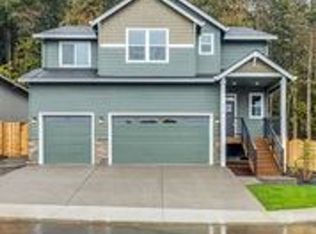 1212 NE Moore Ave #A, Estacada, OR 97023