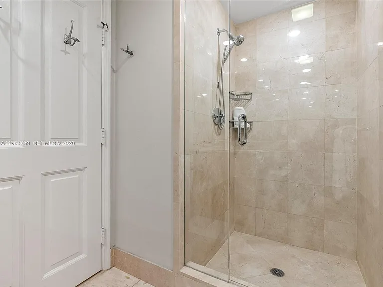 17875 Collins Ave #4405 — Photo 33