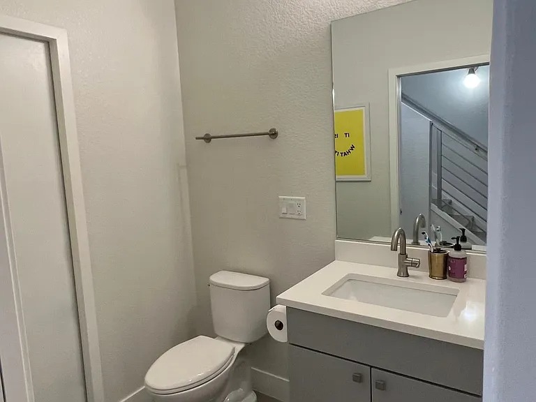 3411 Albion St #4-1 — Photo 15
